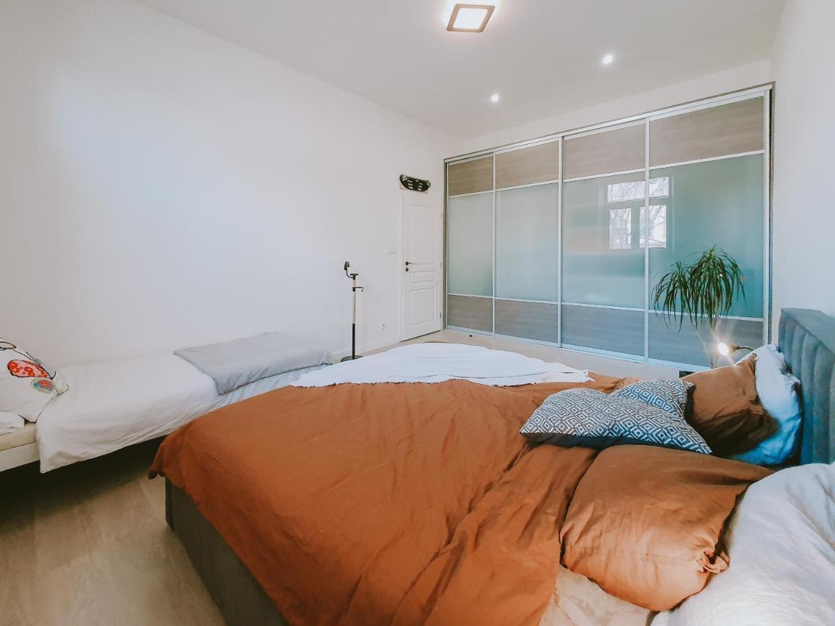 Priestranny Apartman V Centre Caşonia Exterior foto